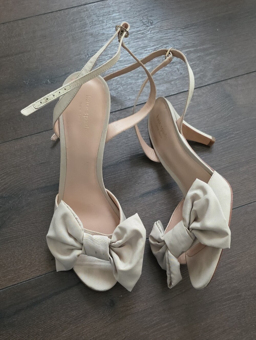 kate‎ spade New York Champagne Gloria Taffeta Bow Bridle Heel